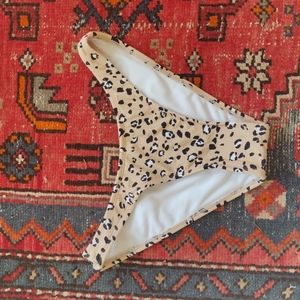 Xhilaration Swim Bottom Size S NWOT